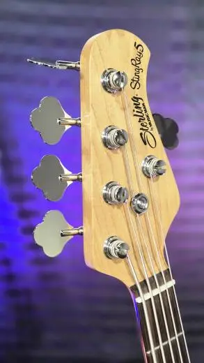 Sterling by Music Man - Basse �lectrique � 5 cordes StingRay 5 RAY35 (fini Dorado Green) 2