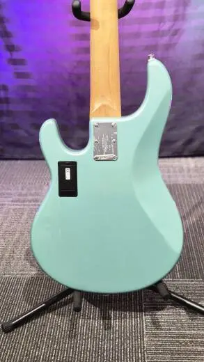 Sterling by Music Man - Basse �lectrique � 5 cordes StingRay 5 RAY35 (fini Dorado Green) 2