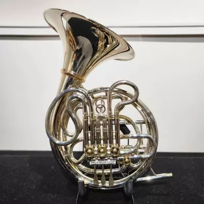 Conn - Cor franais double professionnel V8DS Vintage avec cloche dtachable