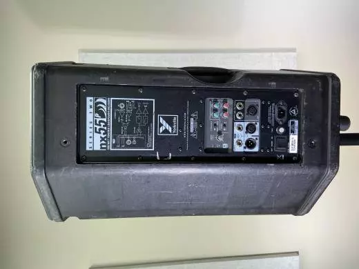 NX Series 2000 Watt Peak 12-Inch+Horn Active PA Cabinet 2