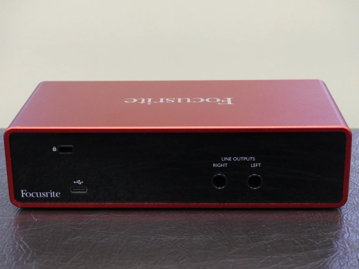 Focusrite - Interface audio USB 2.0 Scarlett 2i2 de 3e génération 2