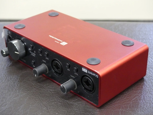 Focusrite - Interface audio USB 2.0 Scarlett 2i2 de 3e génération 2