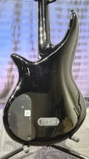 Jackson Guitars - Basse Spectra s�rie X SBX IV (fini noir brillant, touche en laurier) 2