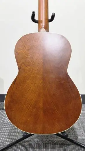 Godin Guitars - Guitare acoustique en c�dre et cerisier Nylon �tude gauch�re 2