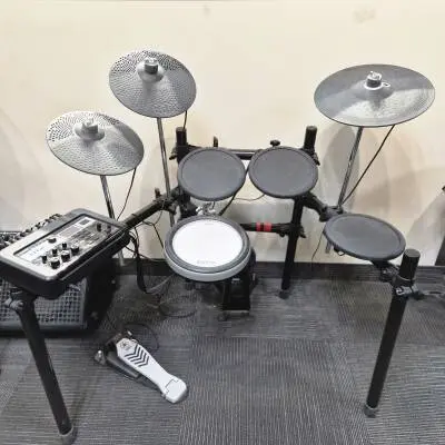 Yamaha - Batterie �lectronique DTX6K-X 5 pi�ces avec caisse claire XP80 � 3 zones