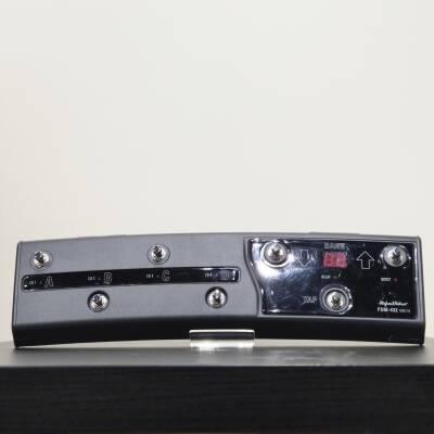 Hughes & Kettner FSM432 MKIII Footswitch | Long & McQuade