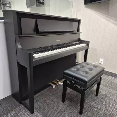Roland - Piano numérique droit fini anthracite avec support et banc 2