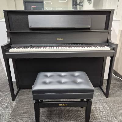 Roland - Piano numrique droit fini anthracite avec support et banc