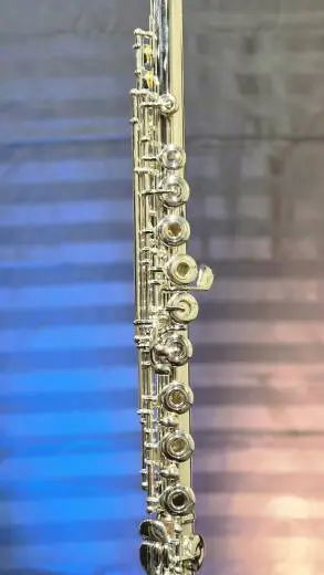 Muramatsu - Fl�te s�rie GX � t�te et corps en argent massif, sol d�cal�, m�canisme de mi fendu et cl� de trille en do di�se 2