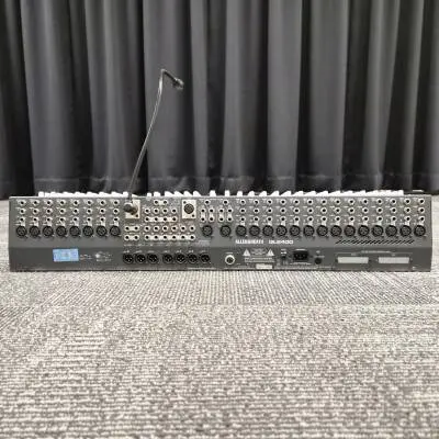 Allen & Heath - Console � 24 canaux 2