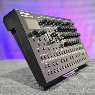 Roland - Synth�tiseur de bureau multitimbral SH-4d � 4 parties 2