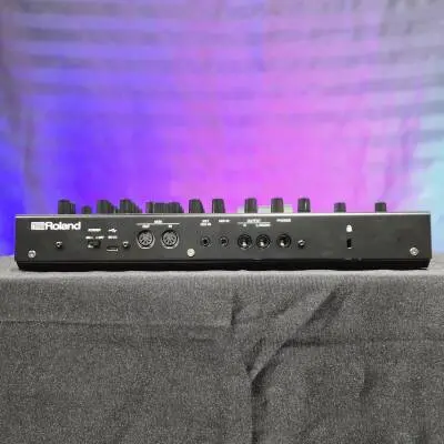 Roland - Synth�tiseur de bureau multitimbral SH-4d � 4 parties 2