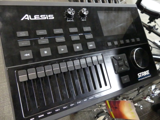 Alesis - Batterie lectronique Strike Pro dition spciale 5