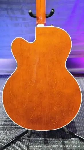 Gretsch Guitars - Guitare � caisse creuse G6120TG Nashville �dition Players avec Bigsby et quincaillerie or - Orange Stain 2