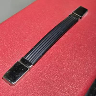 Dr. Z Ghia - T�te d'ampli Carmen Ghia couleur rouge 2