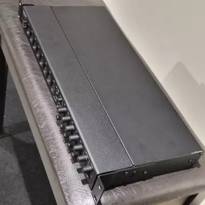 Tascam - Interface audio USB 16x8 canaux avec préamplificateur micro 2