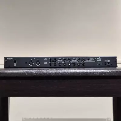 Tascam - Interface audio USB 16x8 canaux avec préamplificateur micro 2