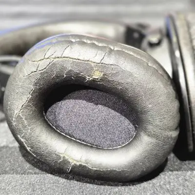 Audio-Technica - ATH-M30X Closed Back Studio Headphones 2