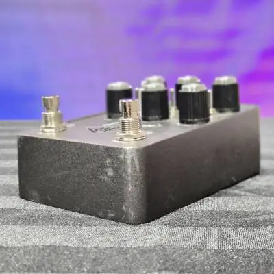 Universal Audio - P�dale d�amplification et de r�verb�ration UAFX Dream �65 2