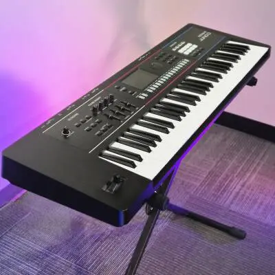 Roland - Synth�tiseur JUNO-D6 � 61 notes 2