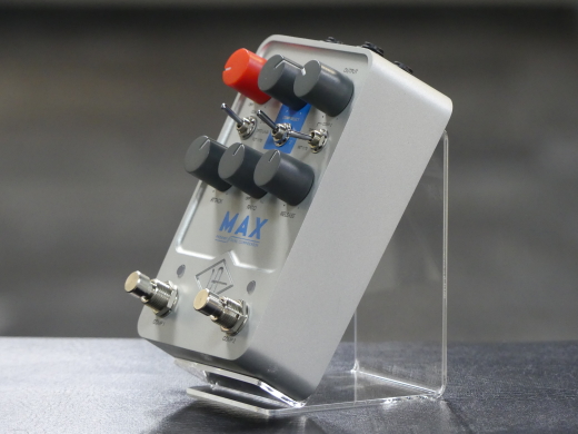 Universal Audio Max Preamp & Dual Compressor | Long & McQuade