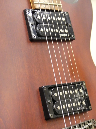 Schecter Omen Solo 6 Walnut 5