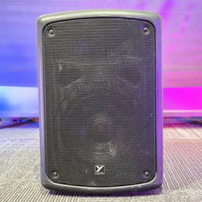 Yorkville Sound - S�rie Coliseum - Enceinte amplifi�e compacte - Woofer 8 pouces - 100 watts