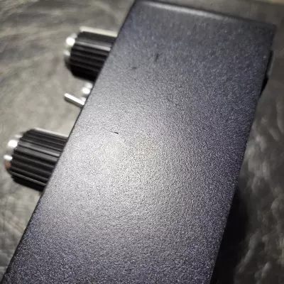 Universal Audio - Pédale d’écho stéréo Starlight 5
