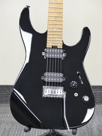 Charvel Guitars - Guitare lectrique Pro-Mod DK24 HH 2PT CM  touche en rable caramlis (fini Gloss Black) 2