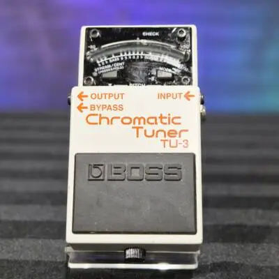 BOSS - Accordeur chromatique
