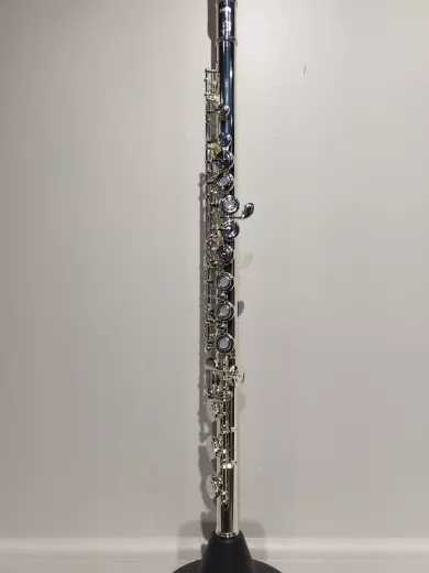 Yamaha Band - Flûte en argent sterling YFL472H, sol décalé , patte de si, mi fendu 2
