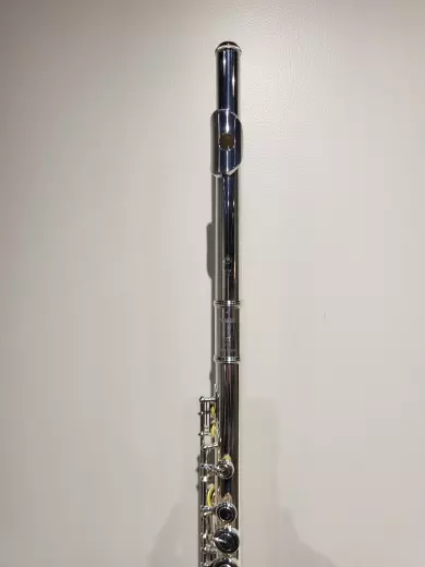 Yamaha Band - Flûte en argent sterling YFL472H, sol décalé , patte de si, mi fendu 2