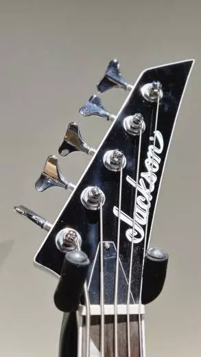 Jackson Guitars - Basse série X Series Concert CBXNT DX V (fini noir satiné, touche en laurier) 2