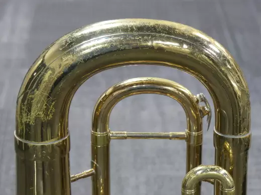 BESSON 700 Tuba baryton avec tui 4