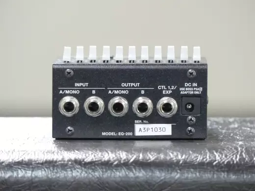 BOSS - Egalisateur graphique EQ-200 4