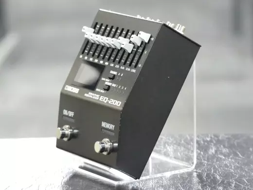 BOSS - Egalisateur graphique EQ-200 3