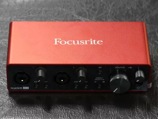 Focusrite - Interface audio USB 2.0 Scarlett 2i2 de 3e gnration 3