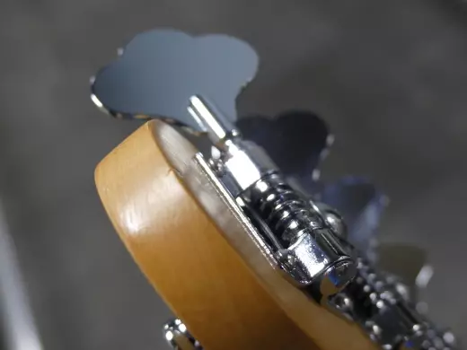 Fender - Player Precision Bass érable - 3 Tones Sunburst 2