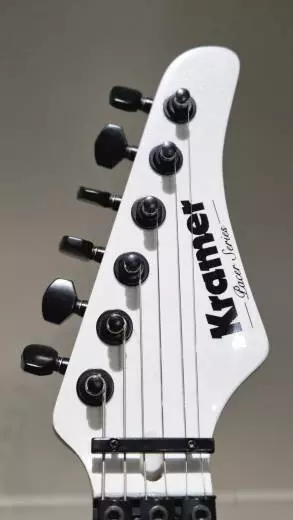 Kramer - Guitare Pacer Vintage Original - Pearl White 2