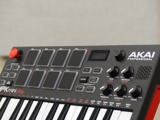 Akai - Mini clavier midi à haut-parleurs intégrés 4