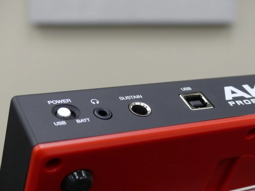 Akai - Mini clavier midi à haut-parleurs intégrés 5
