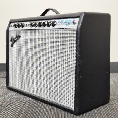 Fender - Ampli de guitare Custom Deluxe Reverb '68 2