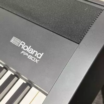 Roland - Piano numrique  touches pondres FP-60X - Noir 2