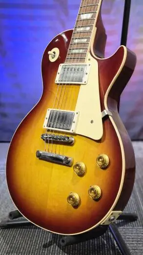 Gibson Custom Shop - 1958 Les Paul Standard VOS Reissue - Bourbon Burst 2