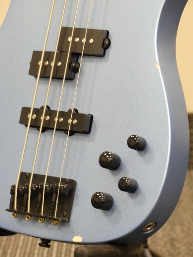 Ibanez - Basse RGB300 - Soda Blue Matte 4