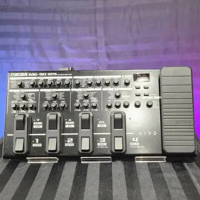 BOSS - Processeur multieffets ME-90 pour guitare