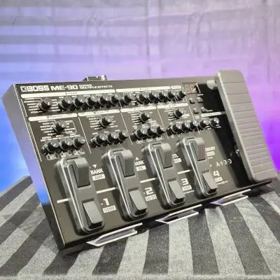 BOSS - Processeur multieffets ME-90 pour guitare 2