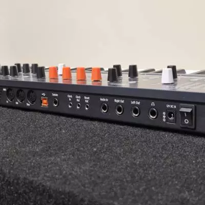 Arturia - Synthtiseur hybride polyphonique MiniFreak  37 notes avec sensibilit dexpression 2