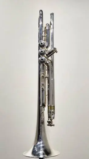 Bach - Trompette en Sib Stradivarius New York - Plaqu�e argent 2