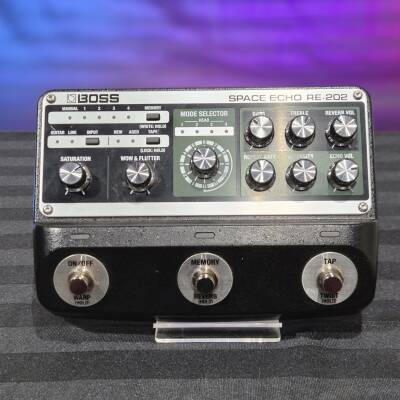 BOSS RE-202 Deluxe Space Echo Pedal | Long & McQuade